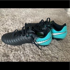 Nike Women’s Soccer Cleats